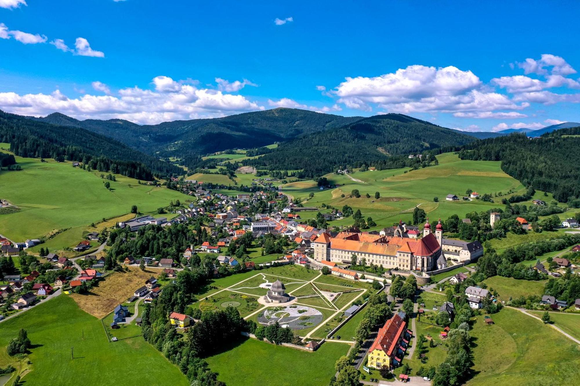 Feriendorf Murau By Alps Resorts Eksteriør billede